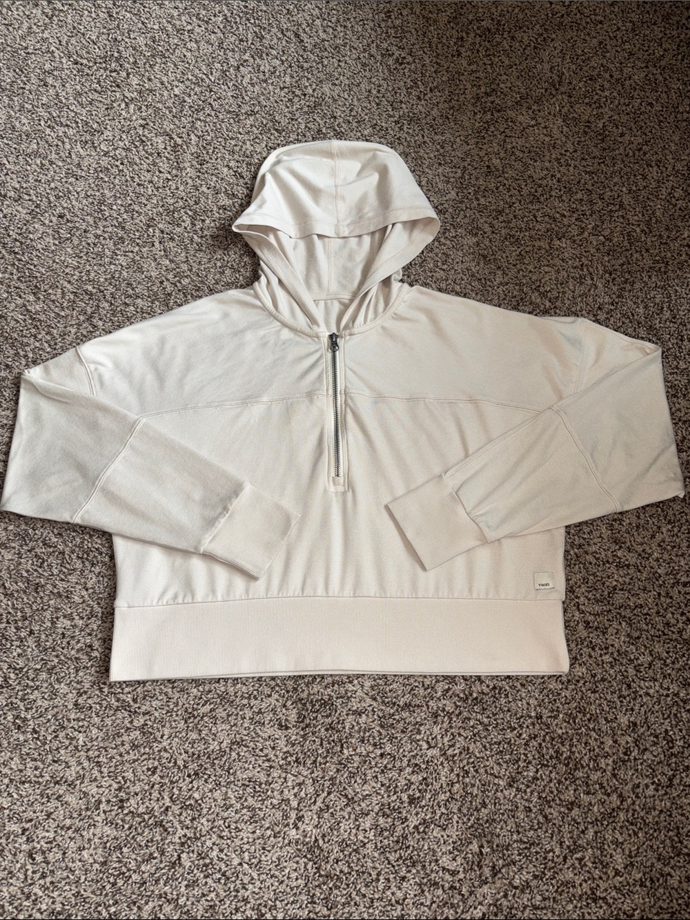 VUORI Halo Half Zip Jacket Cropped Hoodie